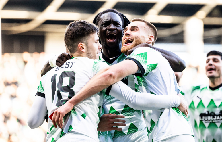 Χωρίς φανατικούς, αλλά με γκολ